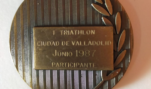 Medalla de Félix Castrillo en 1987